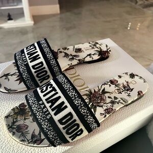 Dior Dway Slides Limited Edition Jardin Botanique